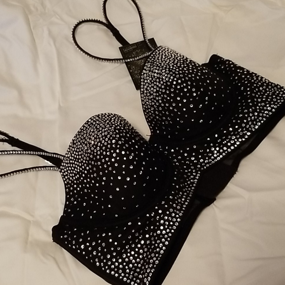 VICTORIAS SECRET FASHION SHOW